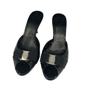 Salvatore Ferragamo Womens Black Leather Peep Toe Kitten Heel Sandals Size 8B